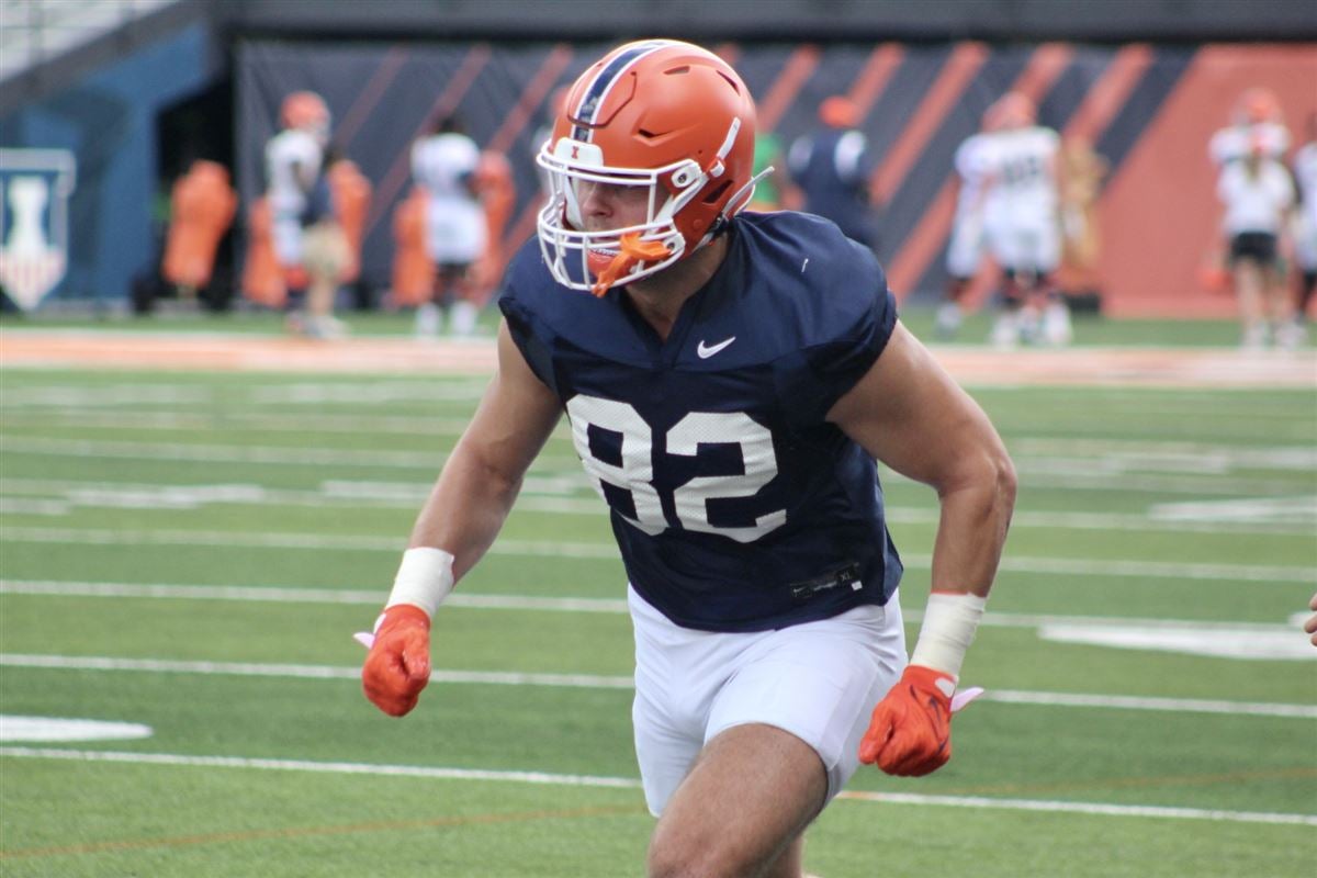 Illinois Football: Luke Ford tabbed as one of the best tight ends