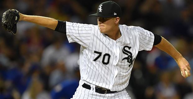 Chicago White Sox relief pitcher Aaron Bummer throws during the