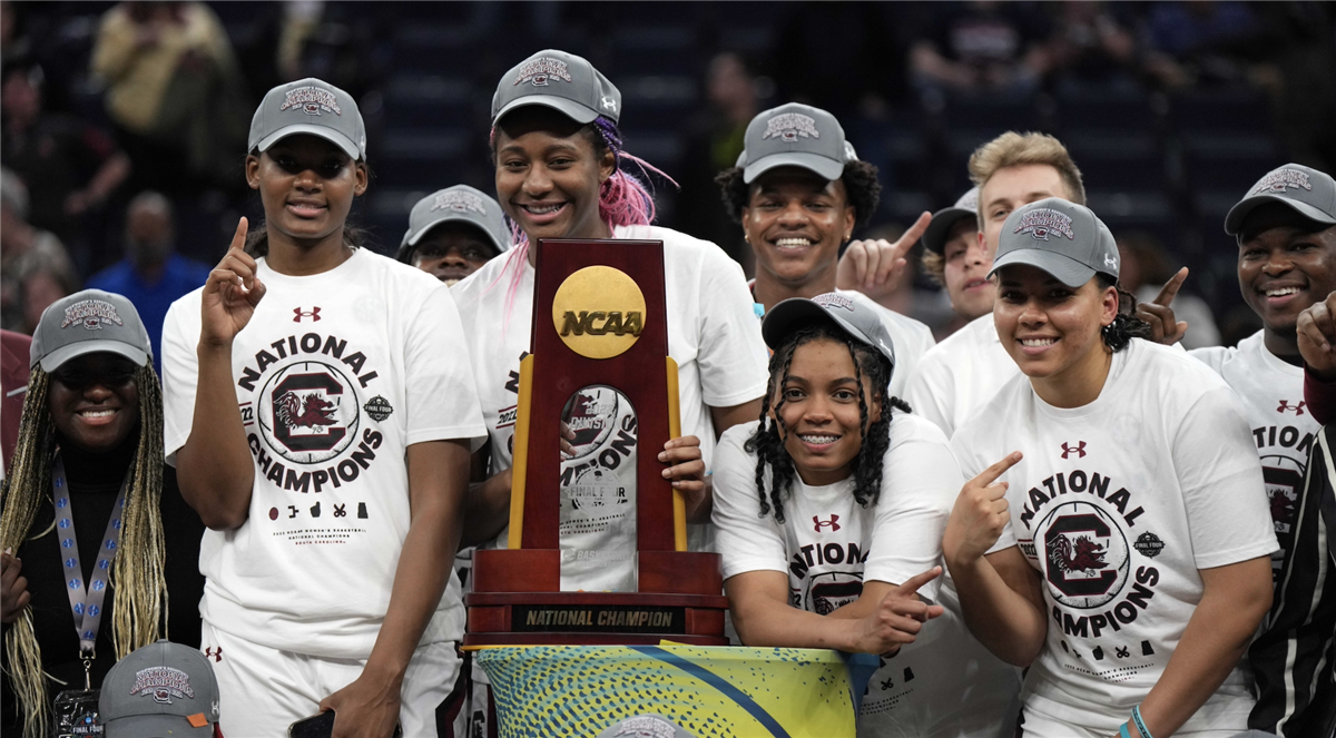 South Carolina Headlines Women's College Basketball Poll AP Top 25 ...