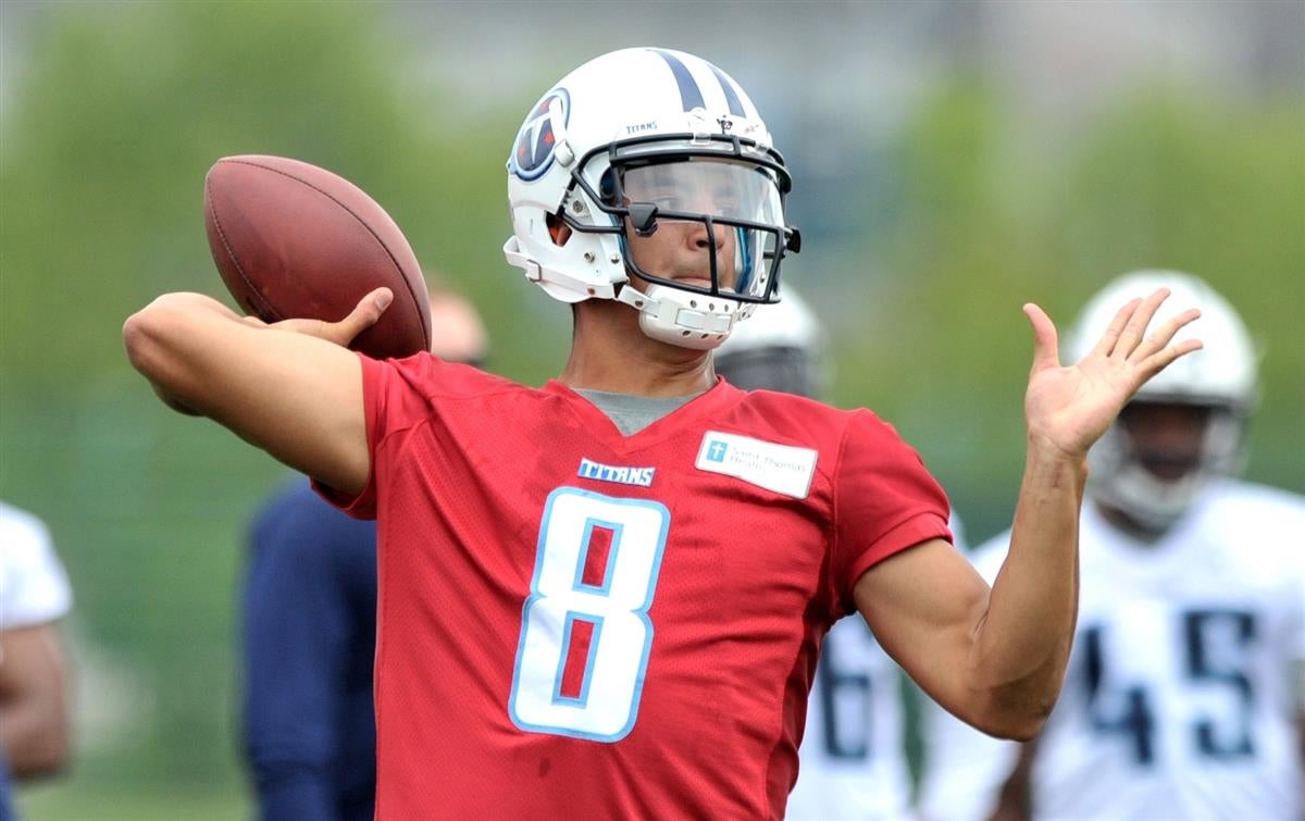 Tennessee Titans - Titans Rookie Brinkley Aims for Long Snapper