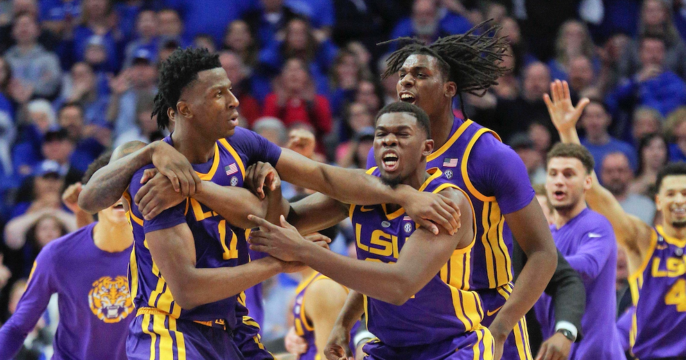 LSU snaps Kentucky's 10game win streak on tipin at the buzzer