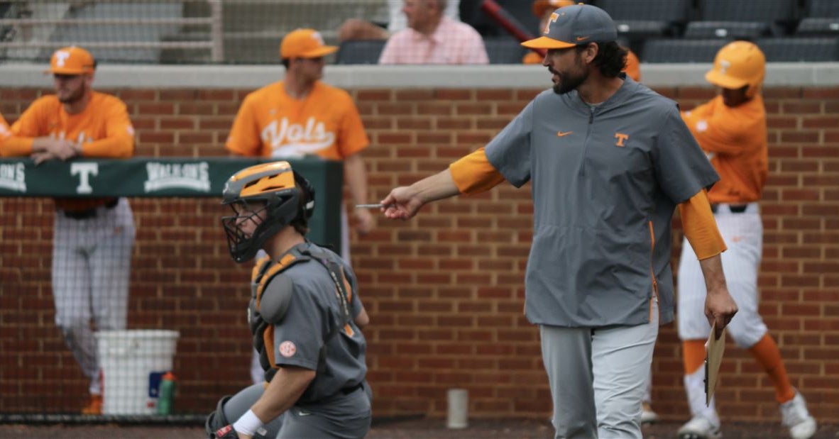 how-many-college-baseball-programs-think-tennessee-will-win-2023