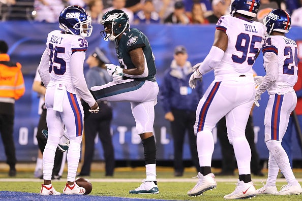 Eagles Get Back On Track With 34-13 Win Over Giants