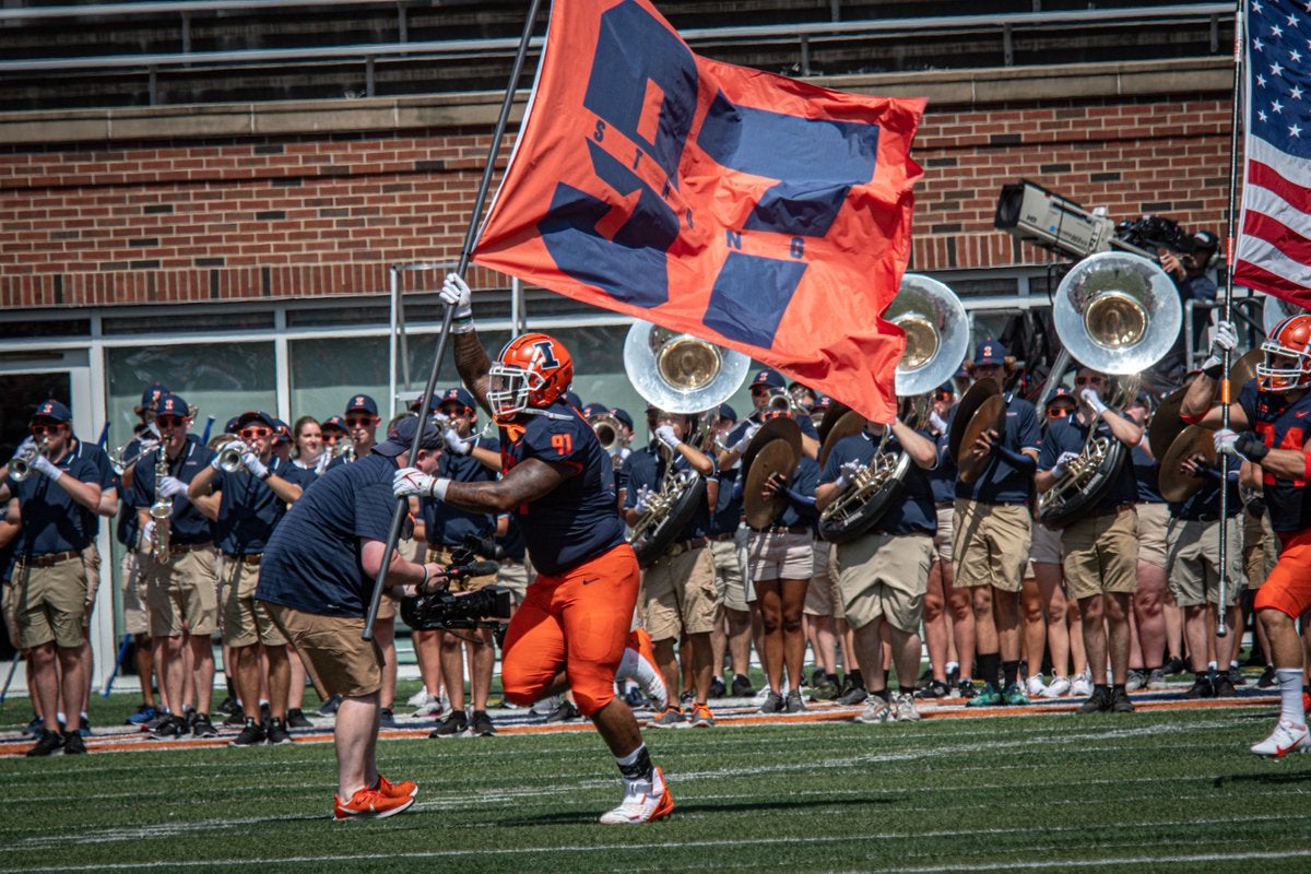 Former Illinois Fighting Illini defensive lineman Bobby Roundtree dies at  23 - ESPN