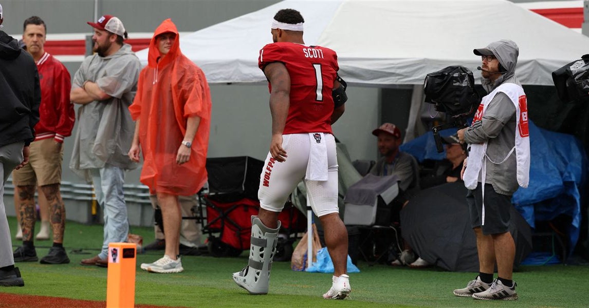 NC State RB Duke Scott leaves Louisville game early due to injury