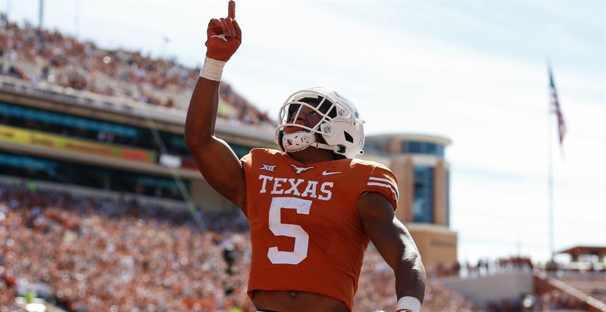 Texas RB Bijan Robinson ranks No. 2 on Todd McShay's draft board