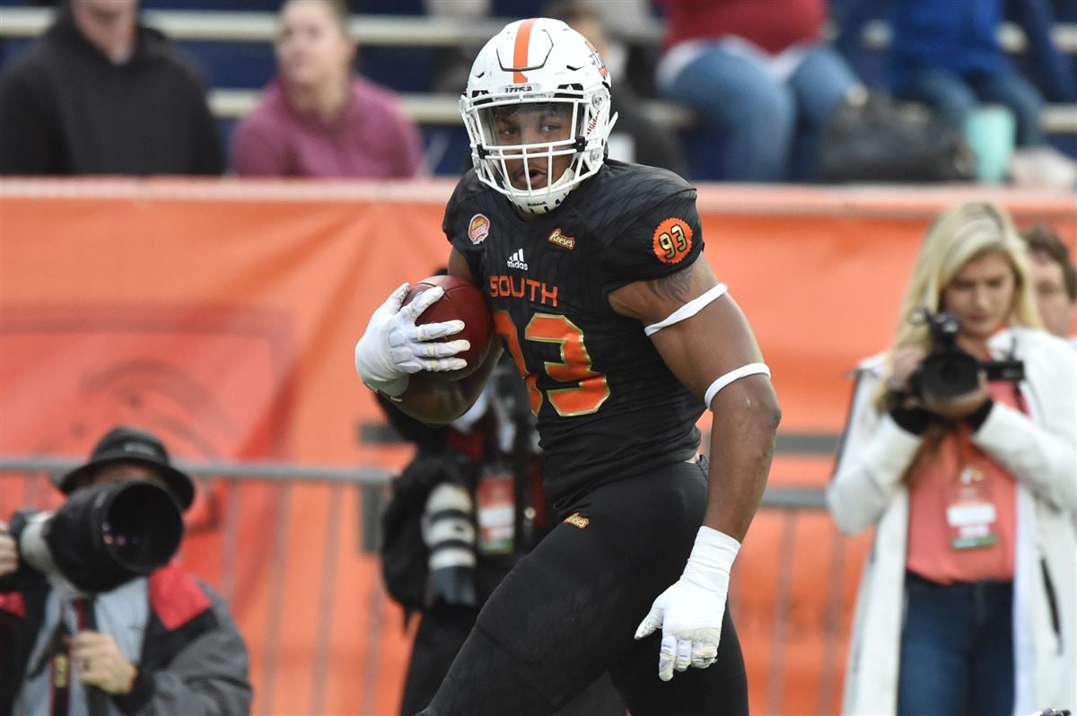 UTSA Football - Marcus Davenport has been selected 14th overall by the New  Orleans Saints. The Saints traded up from number 27 to grab the Roadrunner.  Davenport is the first selection by