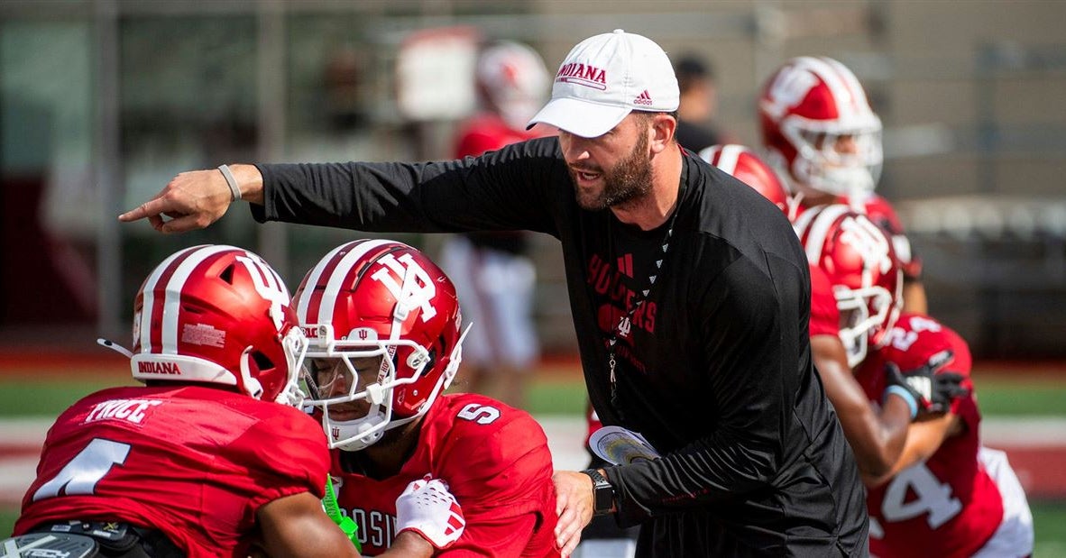 Projecting what the 2025 offensive depth chart could look like for ...