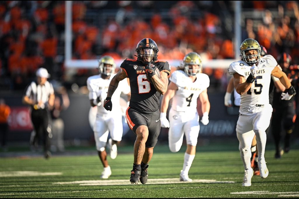 Nikko Taylor commits to Oregon State Football - Building The Dam