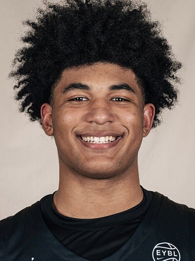 Jaylan Mitchell Photo