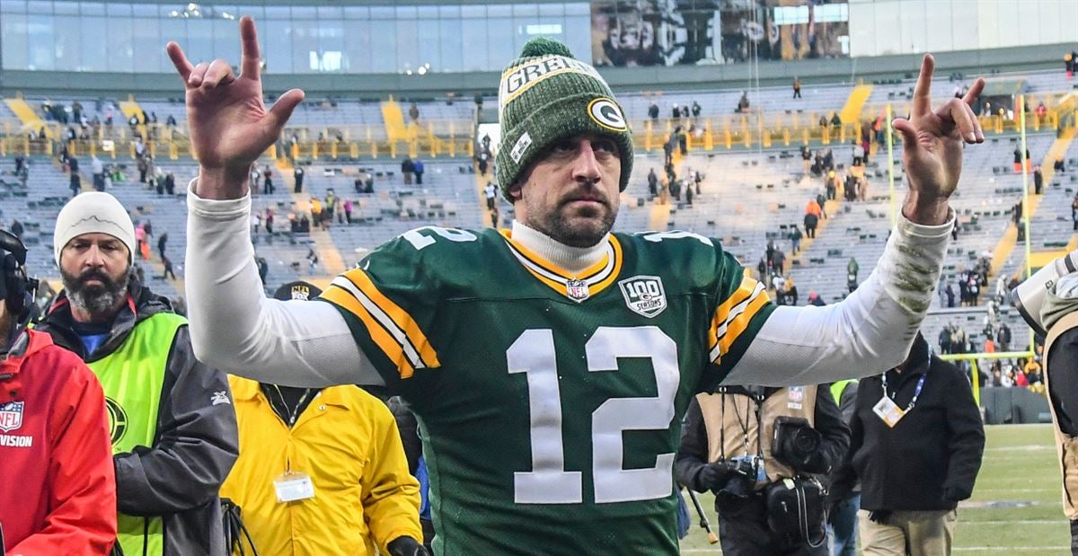 Report: Aaron Rodgers to host 10 episodes of 'Jeopardy!' starting on April 5