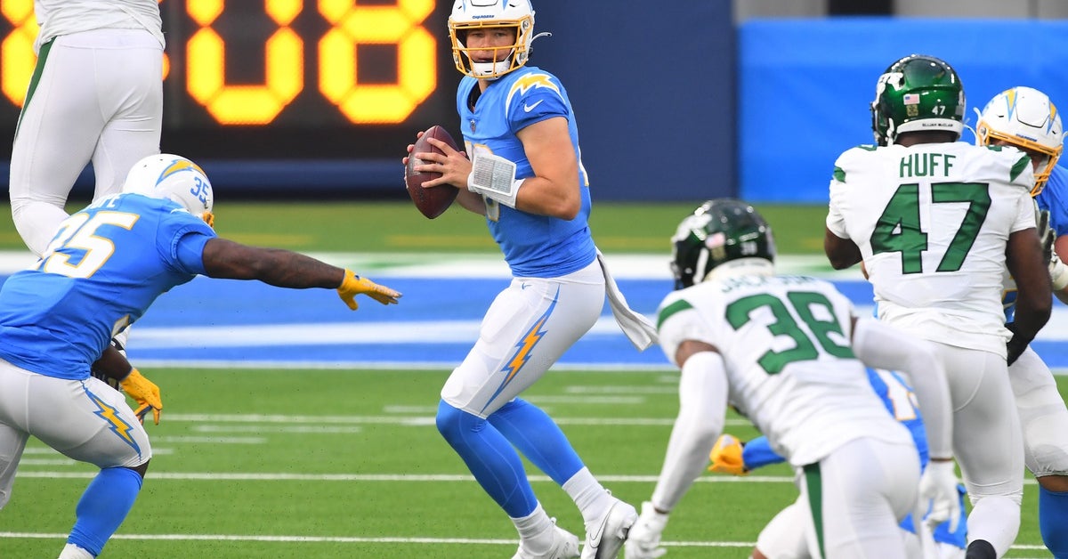 Belichick says Patriots evaluated Justin Herbert before draft