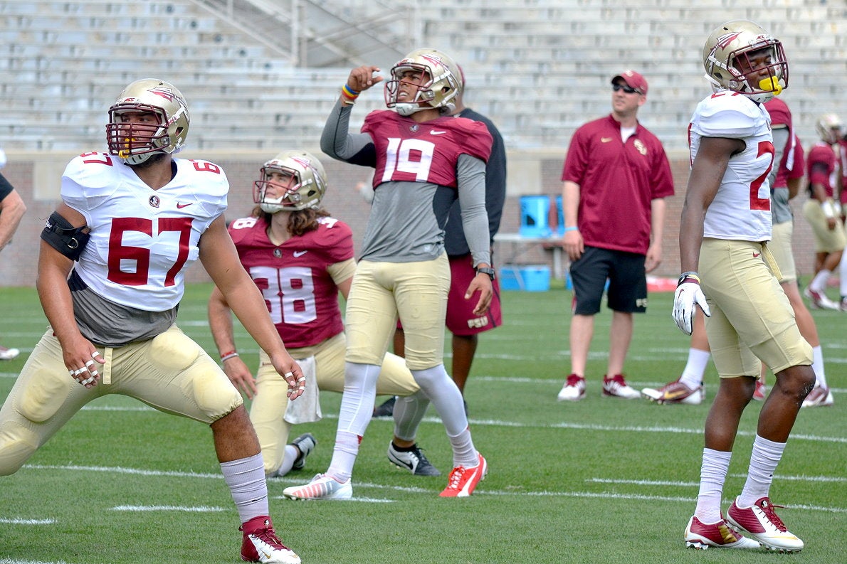 College football kicking great Roberto Aguayo serves as an intern for PGA  REACH