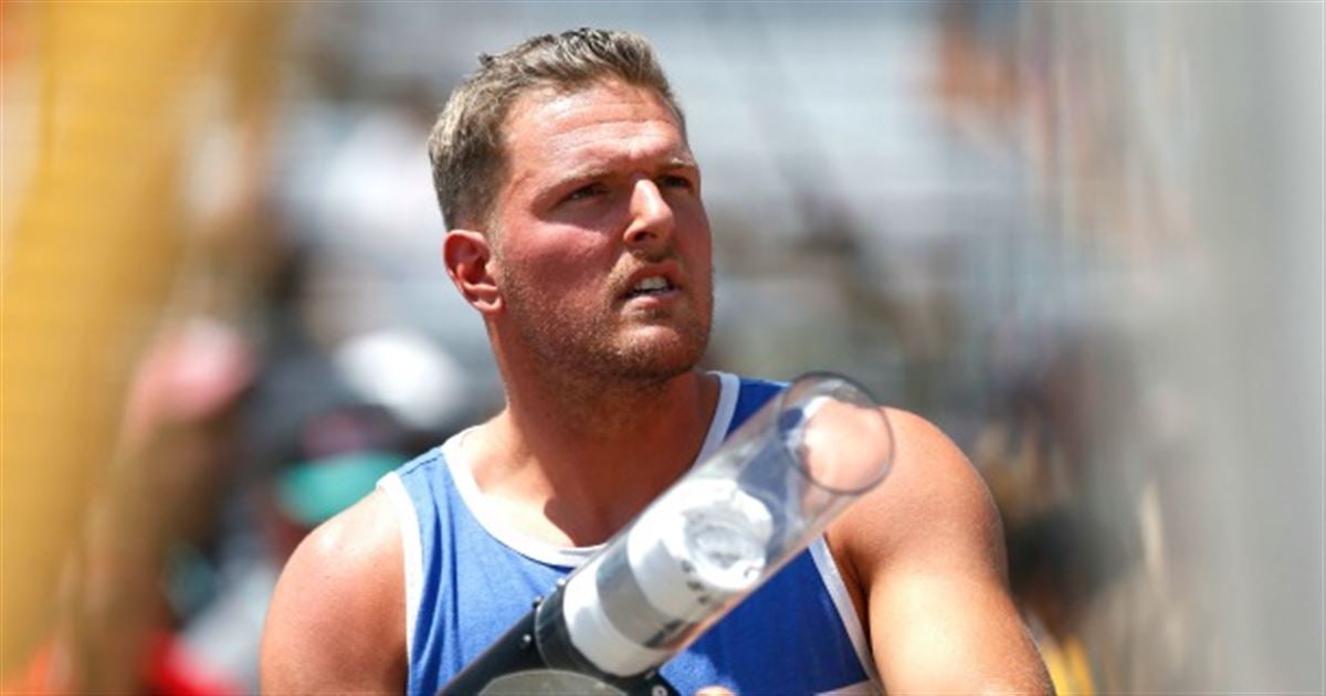 Pat McAfee joins the Globetrotters in Indy  