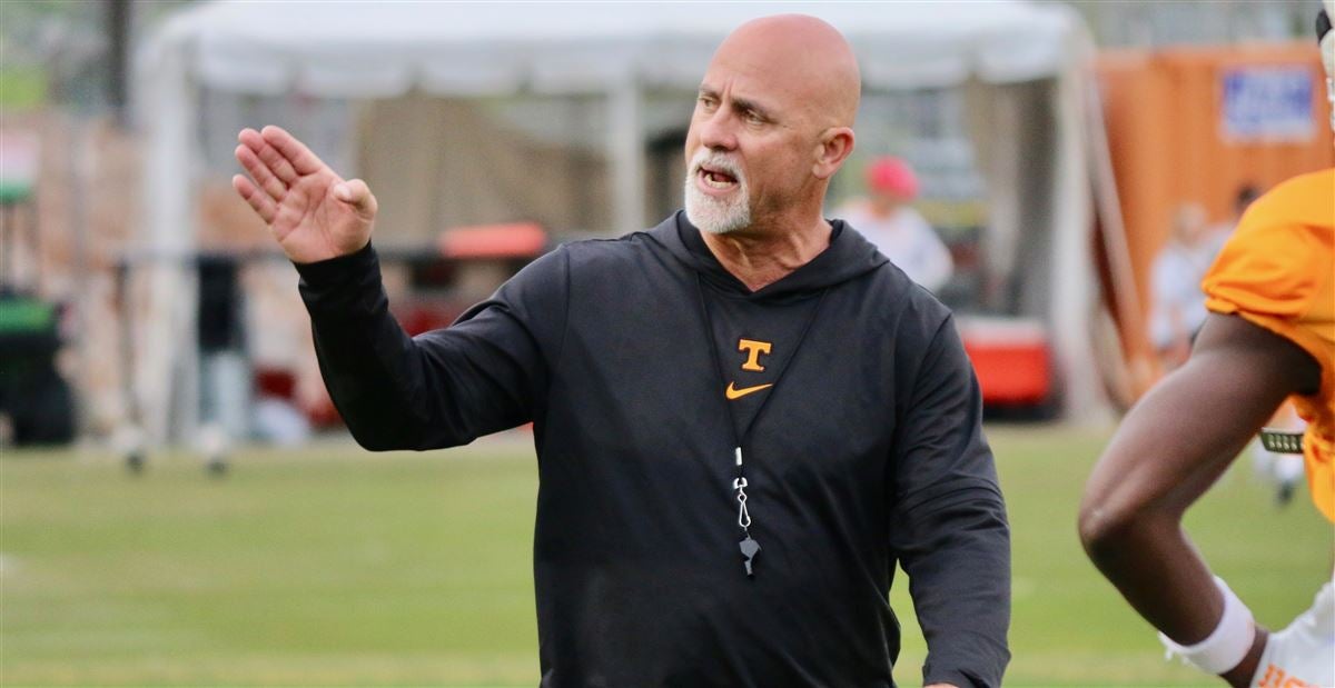 Willie Martinez Assesses Tennessee’s New-look Secondary Midway Through ...