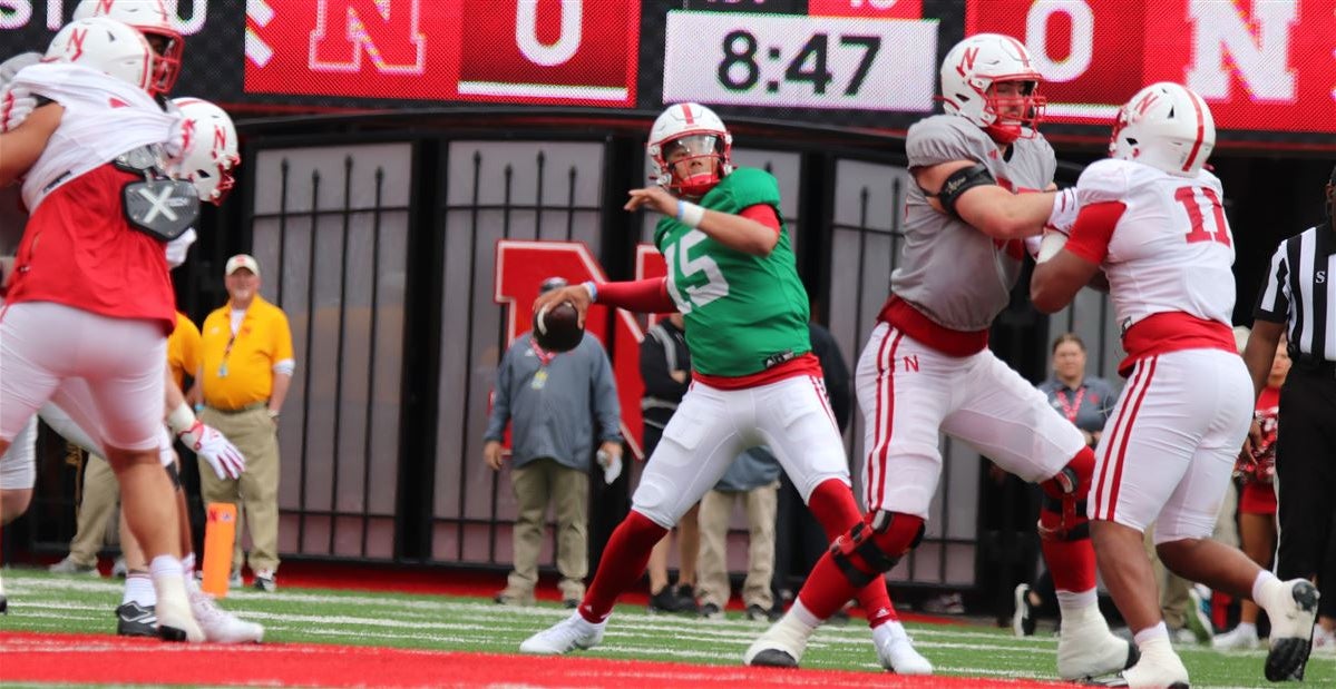 Raiola plans to get in offseason work alongside Mahomes and his trainer