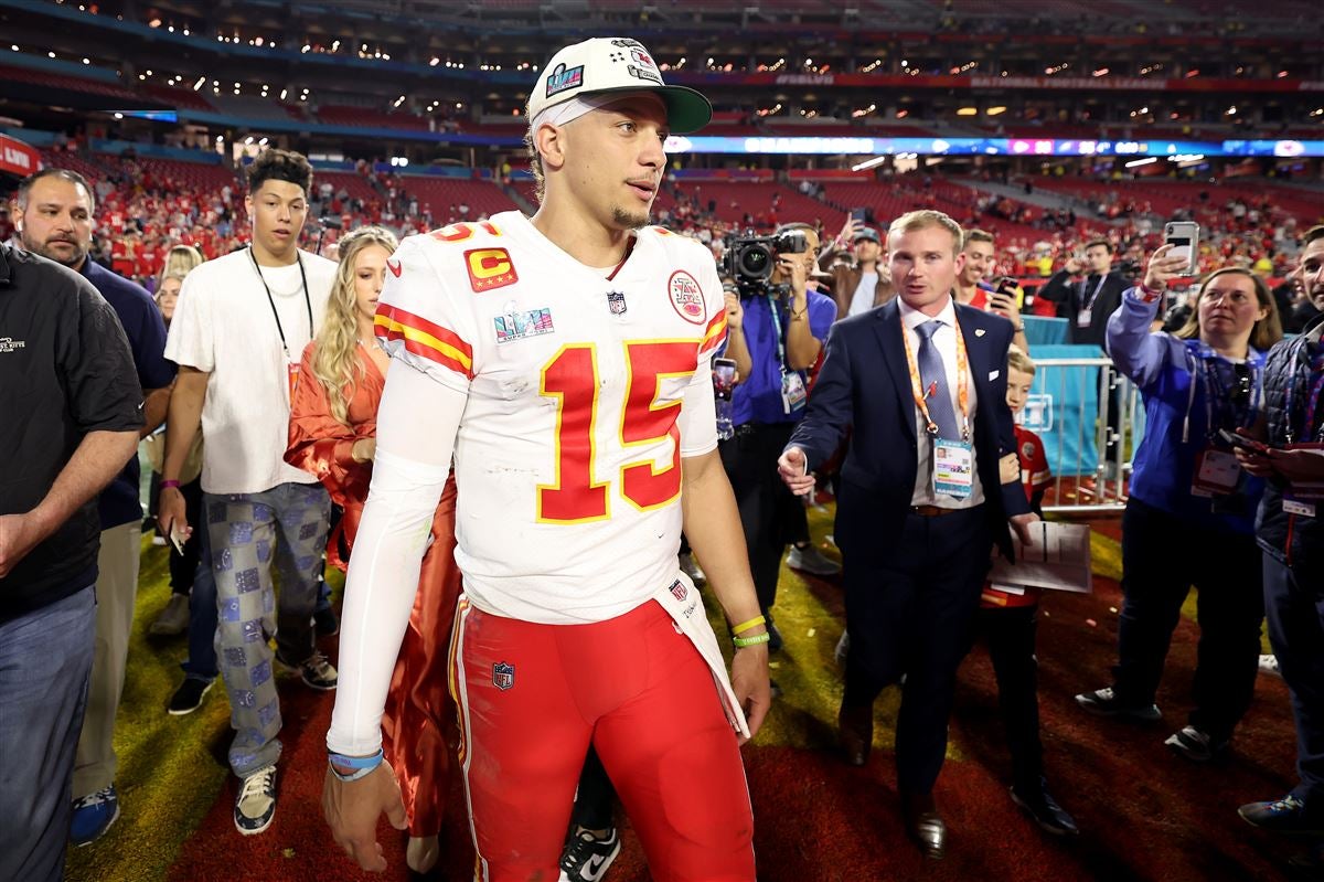 Patrick Mahomes Reacts To Awful Performance From Chiefs Wide Receivers -  The Spun: What's Trending In The Sports World Today