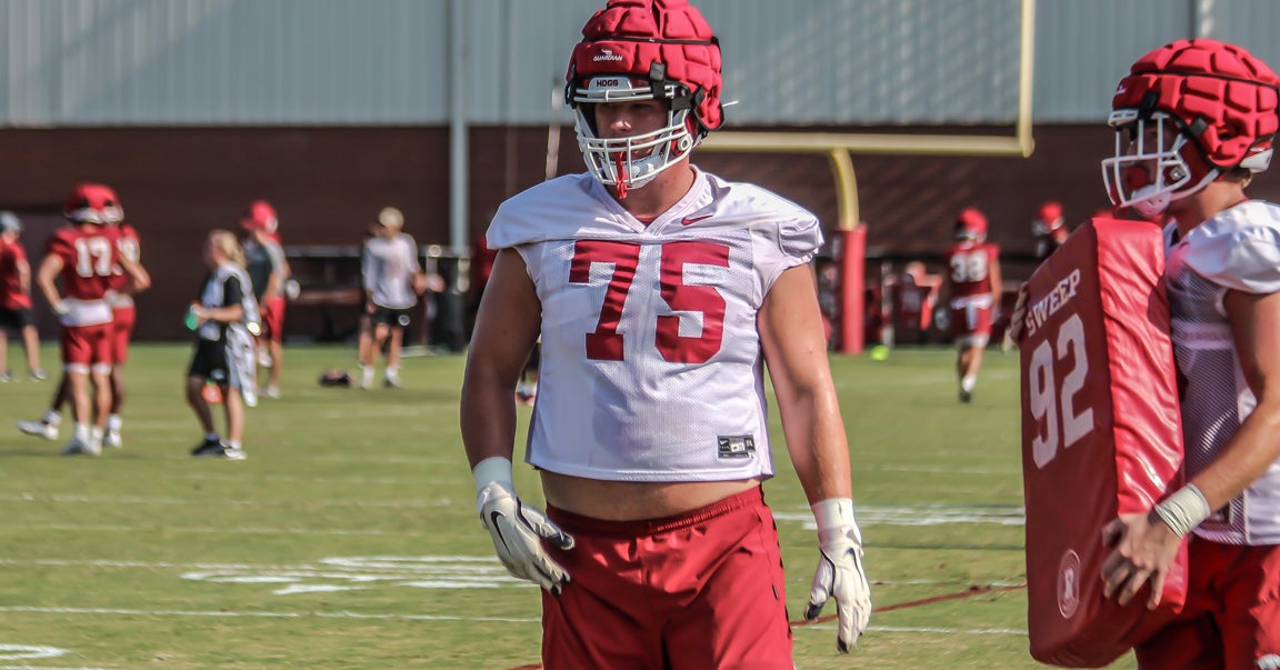 Arkansas starting left guard Patrick Kutas entering transfer portal