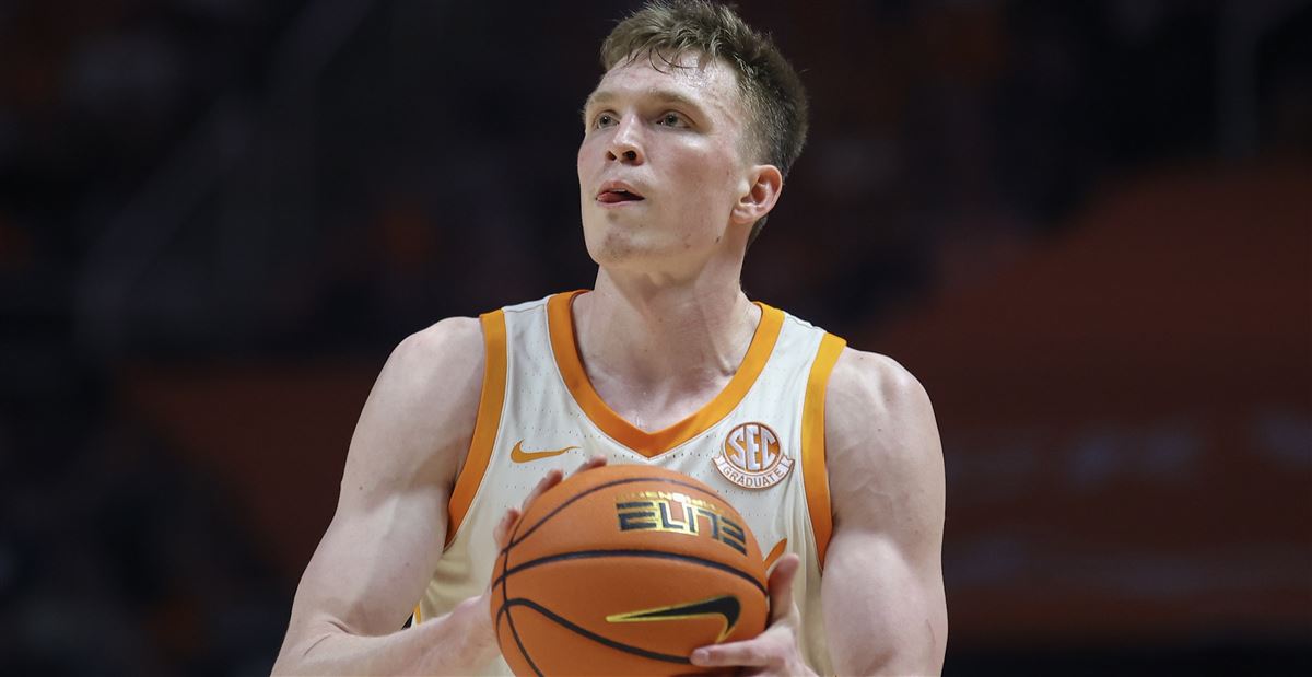 Dalton Knecht named Co-SEC Player of the Week, makes history