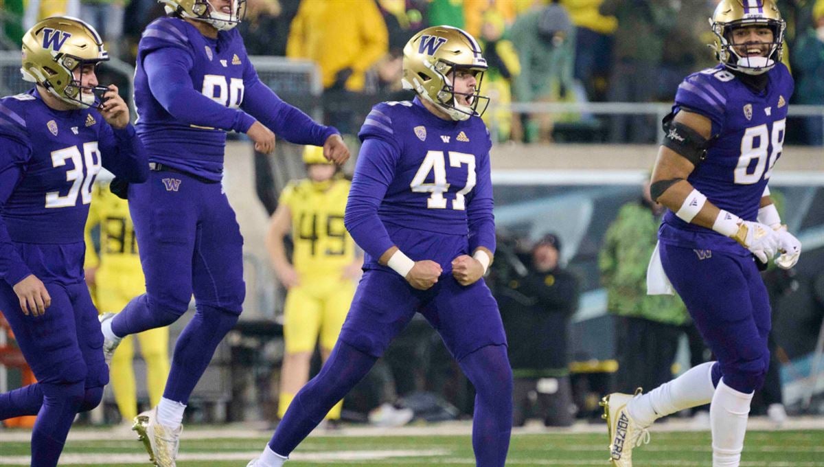 Huskies Come Away With Thrilling 37-34 Win Over Oregon At Autzen