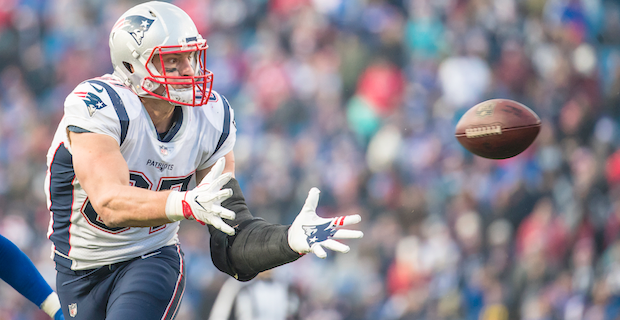 Which Former New England Patriots Star Clearly Misses Red Throwbacks? -  Sports Illustrated New England Patriots News, Analysis and More