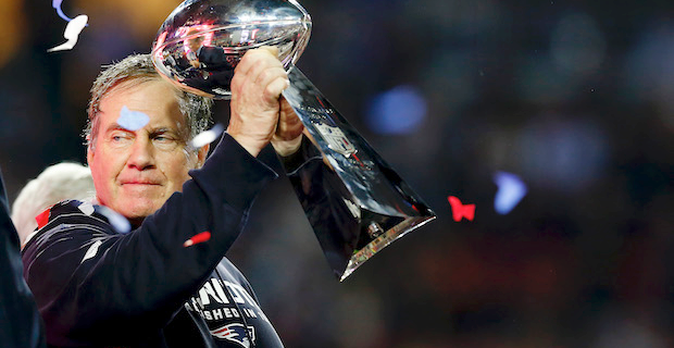 Patriots receive Super Bowl rings with 422 diamonds and 20