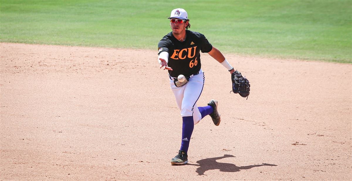 ECU baseball: Pirates drop midweek game against UNC, College