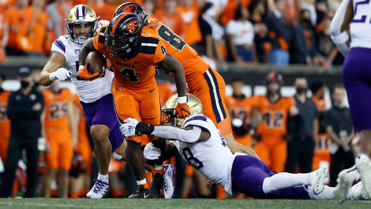 B.C. Lions sign three, including former Oregon State standout B.J. Baylor -  3DownNation