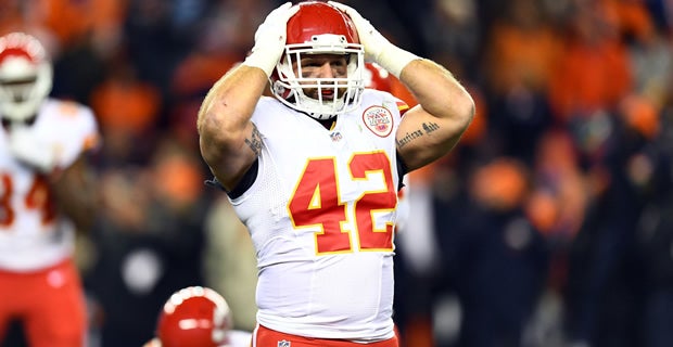 theScore - The Kansas City Chiefs FB Anthony Sherman