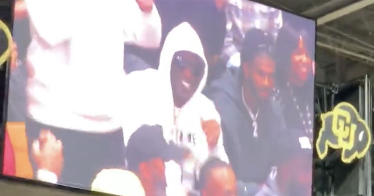 Deion Sanders receives massive reaction during Colorado men's
