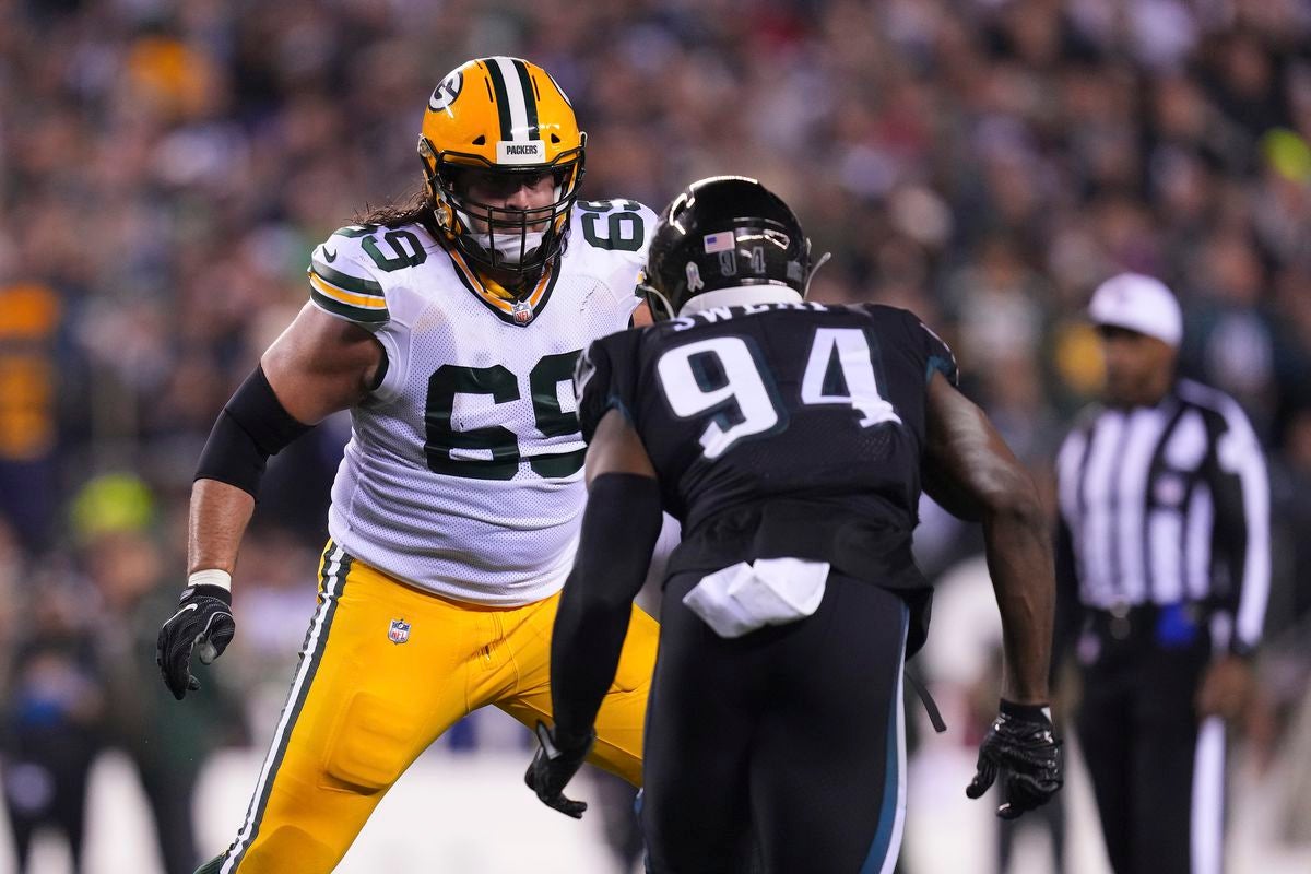 Packers OT Bakhtiari has appendectomy, won't play Sunday