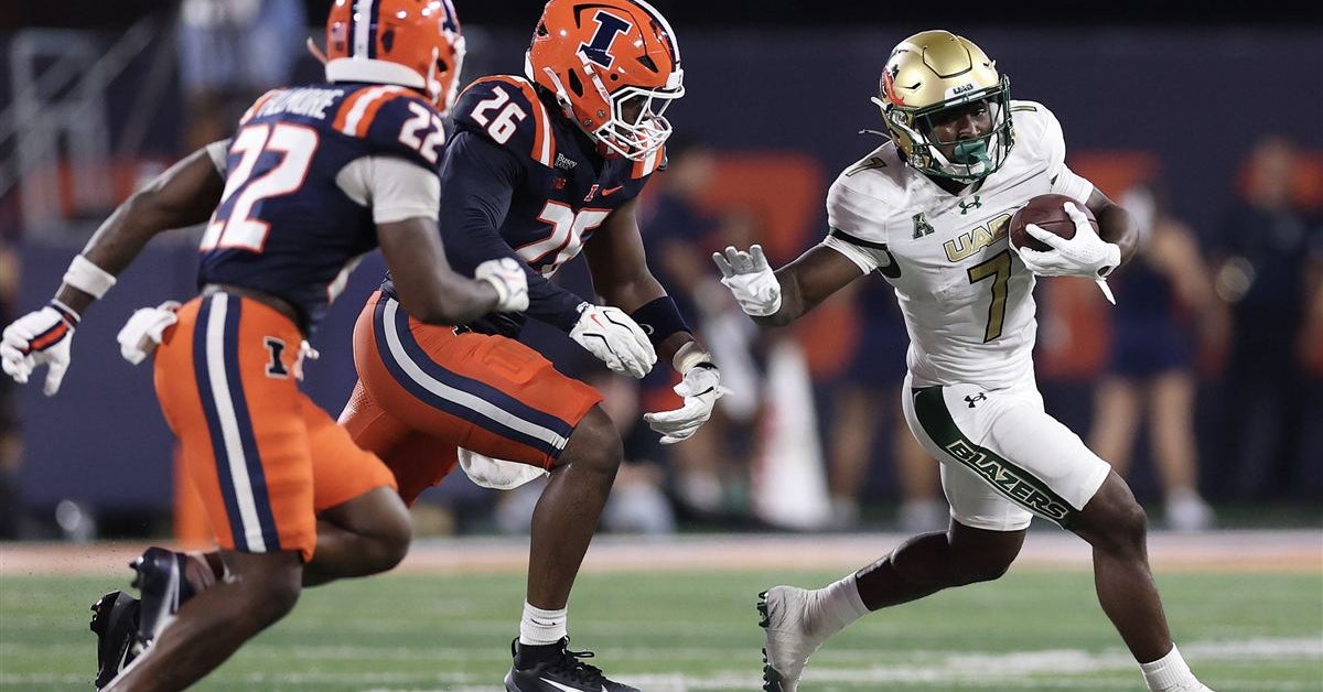 Illinois defense misses 16 tackles in defensive coordinator debut