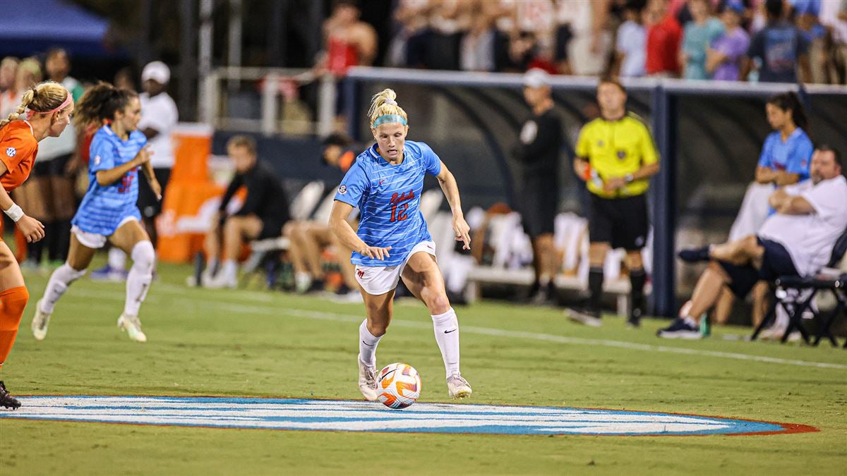 Rebel Soccer Hosts Auburn for Sunday Afternoon Tilt - Ole Miss