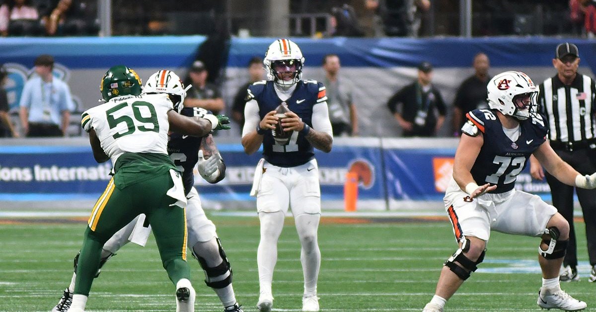 Auburn's offense searching for better rhythm in passing game heading into week two vs. USM