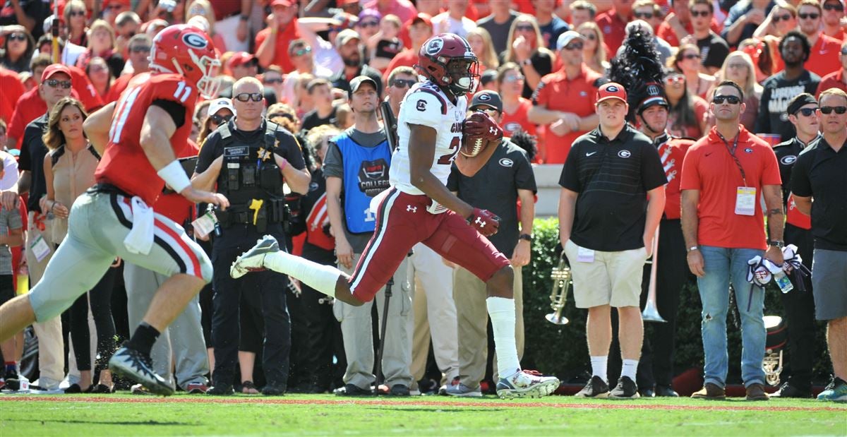 South Carolina football: USC's Israel Mukuamu impressing