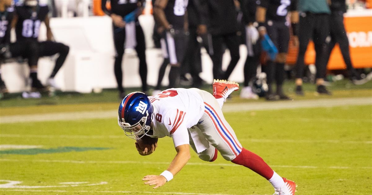 LOOK: Booker T makes Daniel Jones a wrestling meme