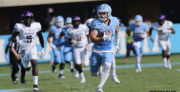 Taylor Vippolis on X: From the MJ graphic tee to the Just Don shorts to  the Dunk Lows, Cam Johnson really went all out to rep Carolina.   / X