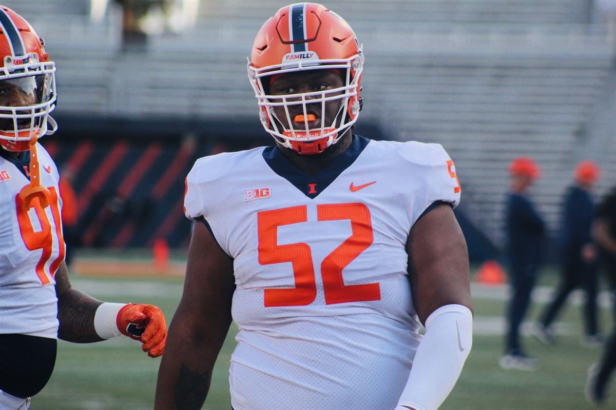 Illini DL Verdis Browns enters transfer portal - Vimarsana News