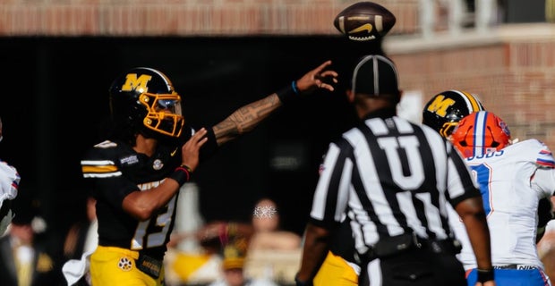 Browns Mock Draft: Is a New QB1 on the Way?