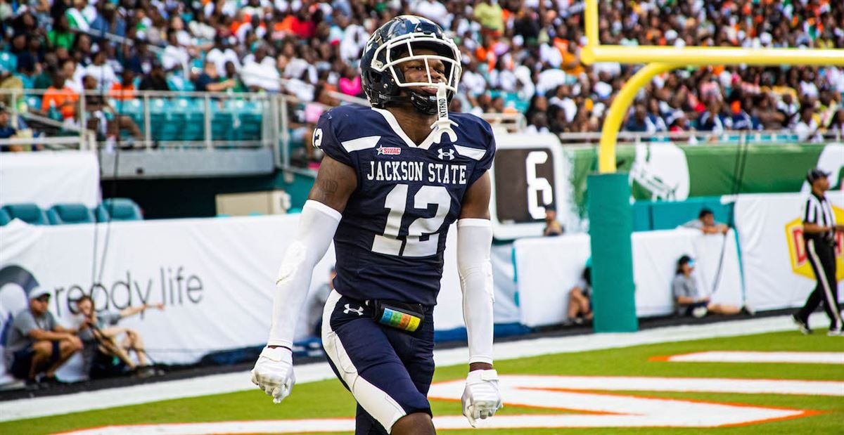 Deion Sanders Lands Top Recruit Travis Hunter at Jackson State - The New  York Times