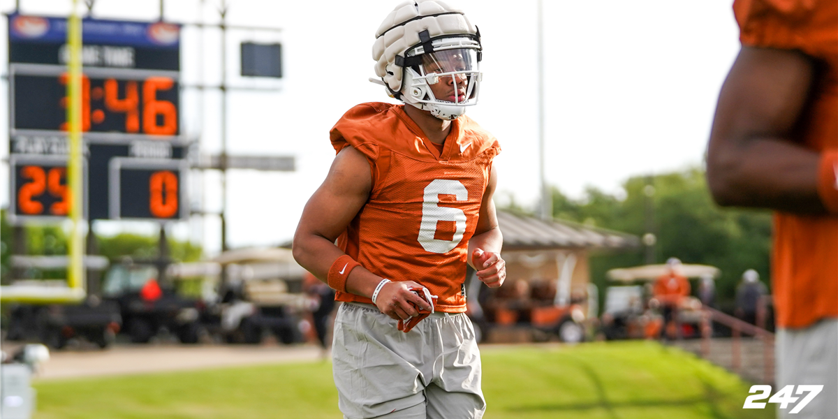 Texas Longhorns' running back room being tested by injuries