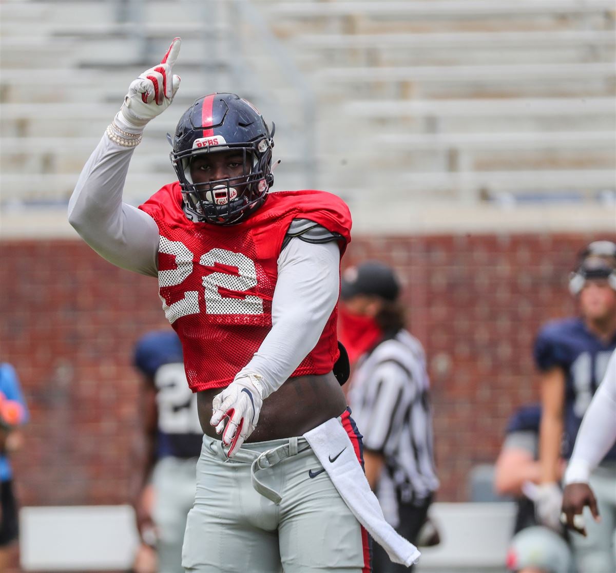 Trying to make sense of the mystery that is the Ole Miss d-line