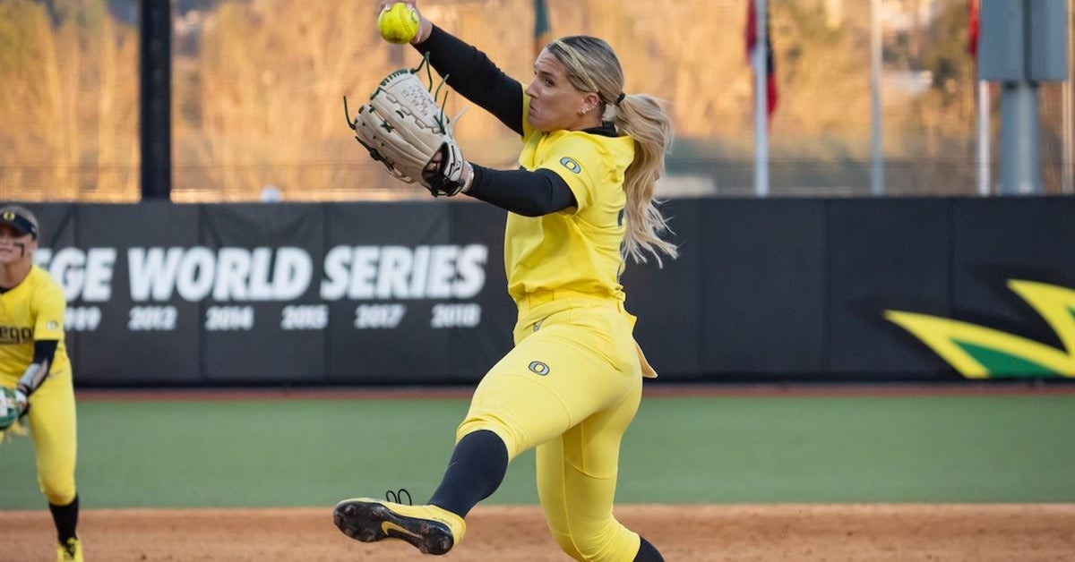 Ducks stay hot as Lyndsey Grein shuts out No. 8 Seminoles in dominant win