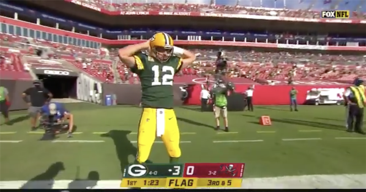 Watch Aaron Rodgers Breaks Out Odd New Touchdown Celebration