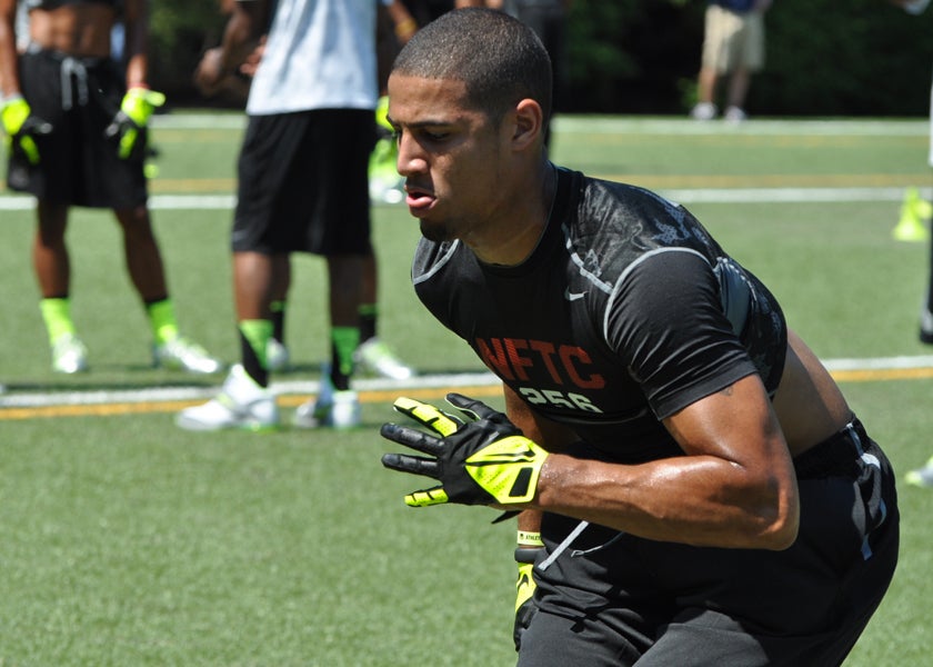 Mobile Nike Football SPARQ Combine Gallery - ESPN