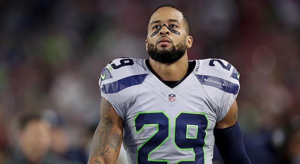 Dallas Cowboys: Will Earl Thomas be the teams top FA target?