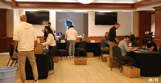 UNC Basketball Enters Second Season of NIL with FanBox
