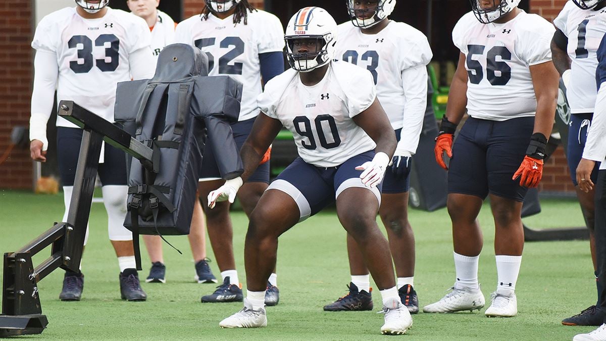 In the film room Auburn DT transfer Enyce Sledge Football Alliance