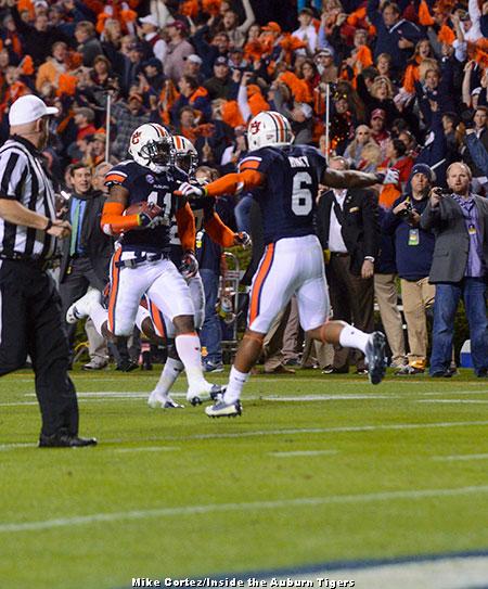 Chris Davis Jr Autographed/Signed Auburn Tigers Spotlight 8x10 Photo K –  SPORTSCRACK