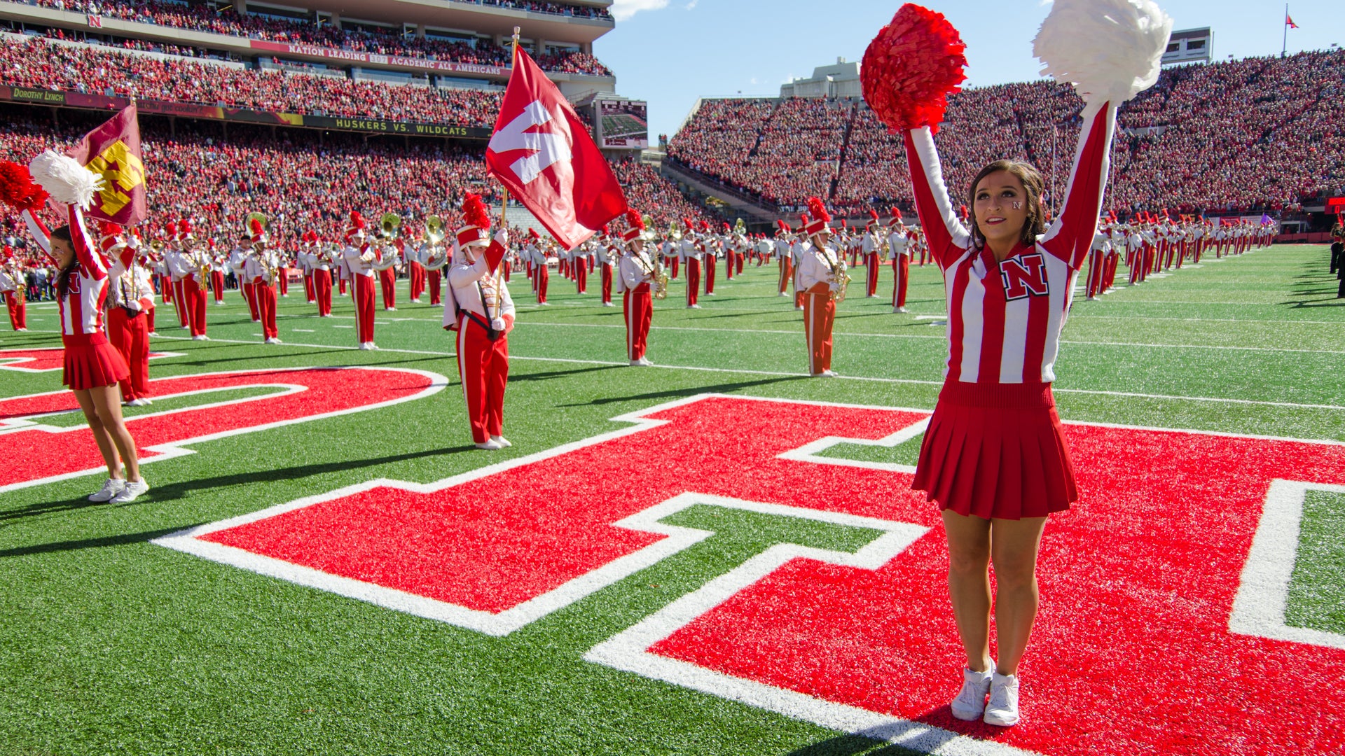 NFL's Bengals tentatively settle cheerleaders' suit in Ohio